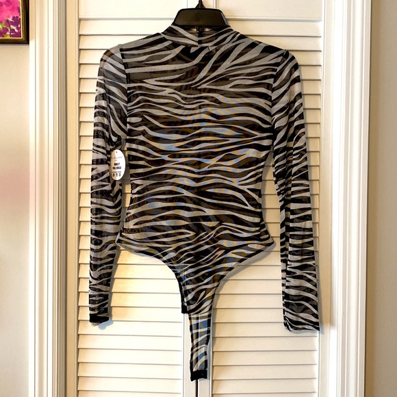 NWT Jolie & Joy Semi-Shear Bodysuit Sz. M - Picture 10 of 12